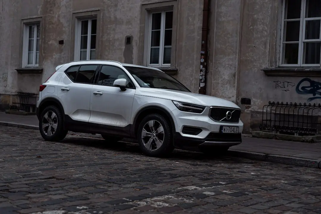 Volvo XC40 la mâna a doua: un SUV compact echilibrat între confort și manevrabilitate